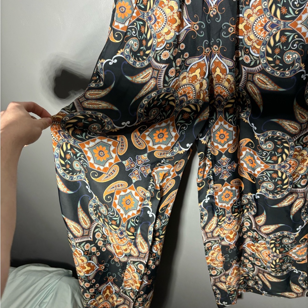 Cara Cara Amalfi Wide Leg Pants Black Paisley Size Medium - Picture 4 of 7